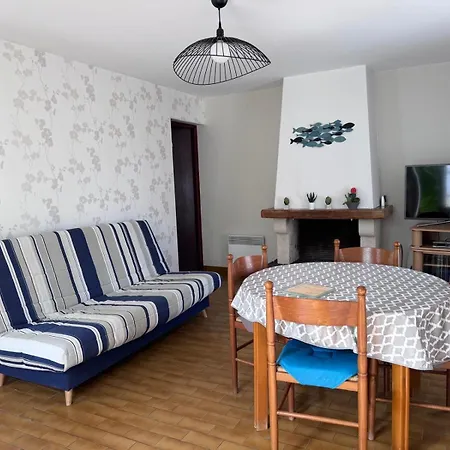 Holiday home Maisonnette Au Centre De St Pierre Saint-Pierre-d'Oleron